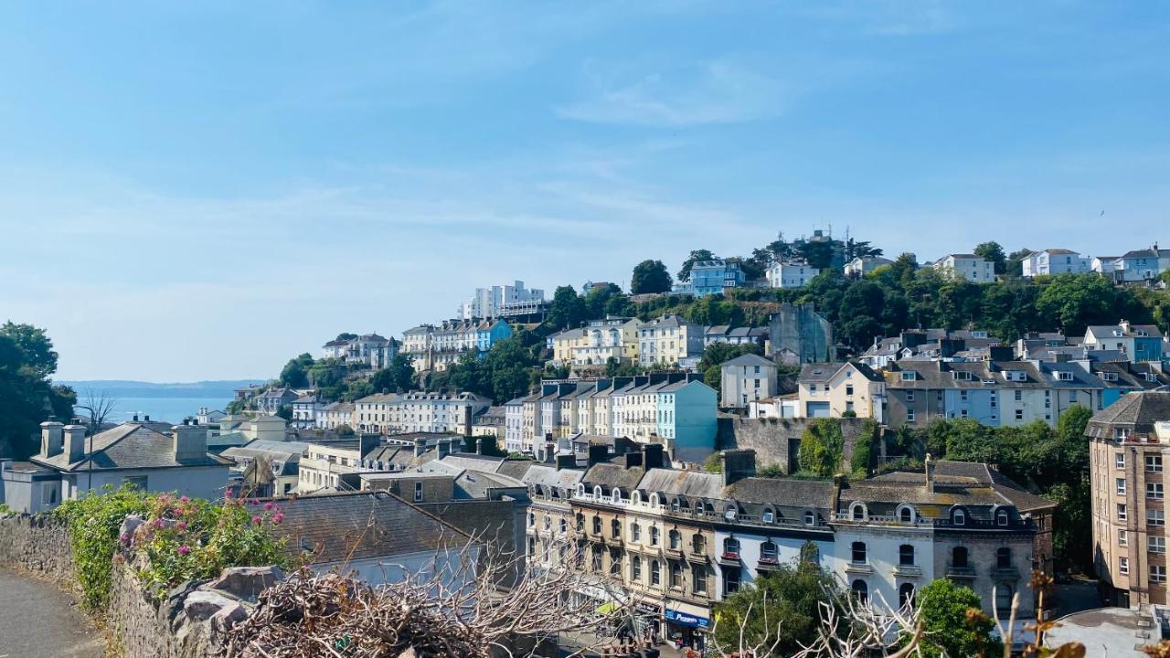 The Bonting Beautiful Three Bed Townhouse Near Harbour And Beach Torquay Exteriör bild