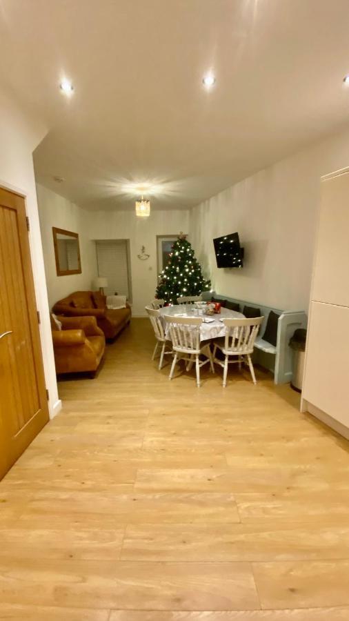 The Bonting Beautiful Three Bed Townhouse Near Harbour And Beach Torquay Exteriör bild